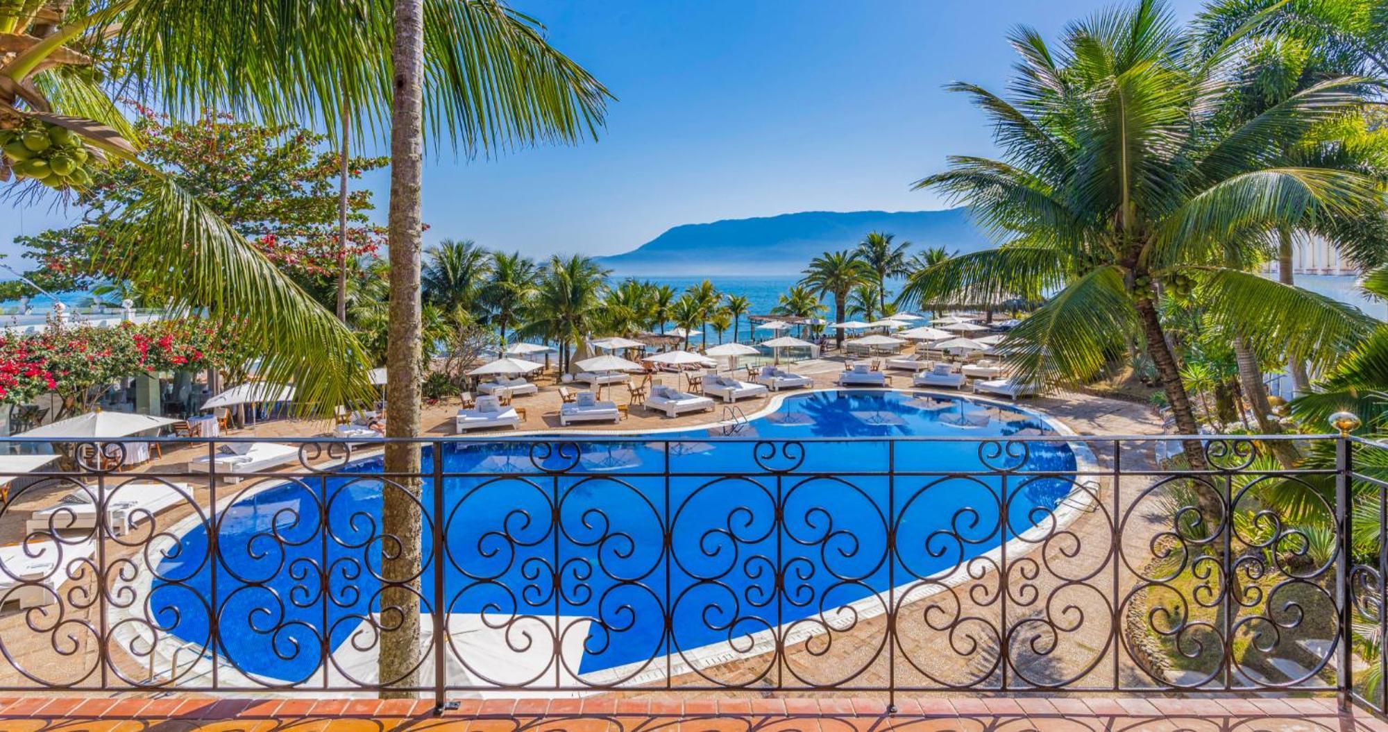 Dpny Beach Hotel & Spa איליה-בלה מראה חיצוני תמונה Vinpearl Hotel Nha Trang